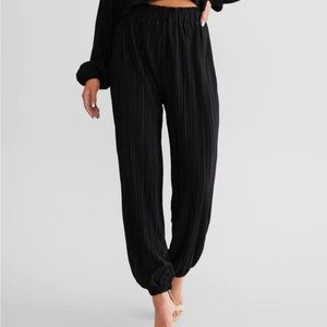 Jon and Anna Women’s Black Micro Pleated Silky Jogger Gartered Waistband